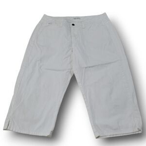 Lee Pants Size 12 33x18 Women's Lee Lower on the Waist Capri Pants Capris Casual